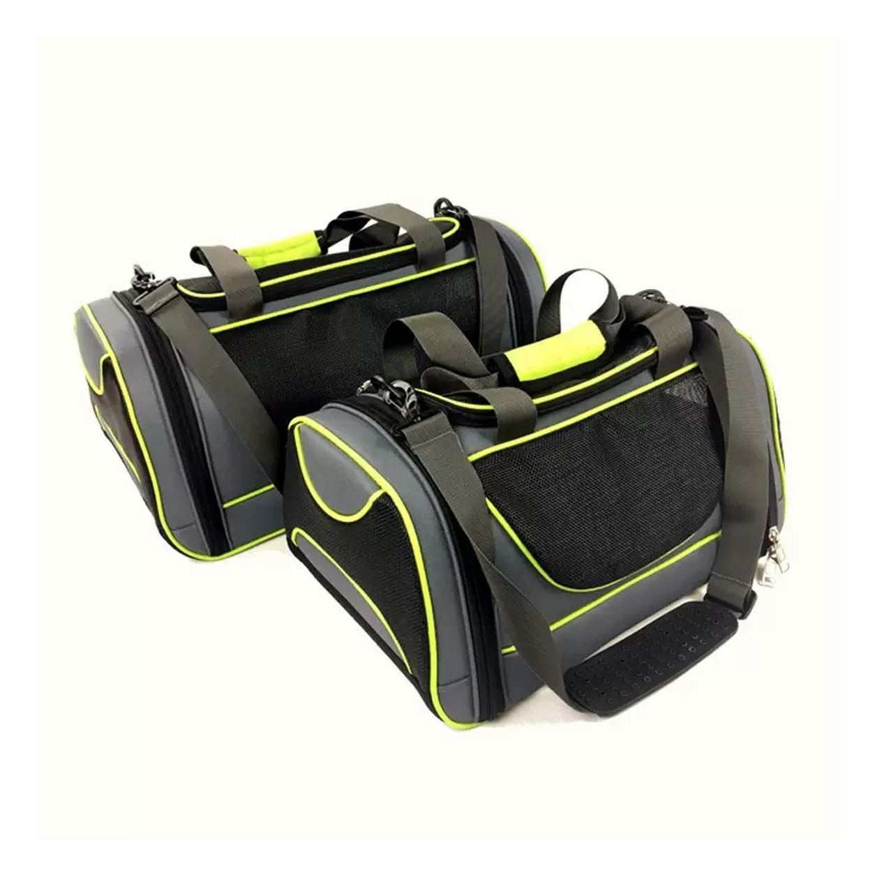 Soft-Sided Pet Carrier D44400 in Green